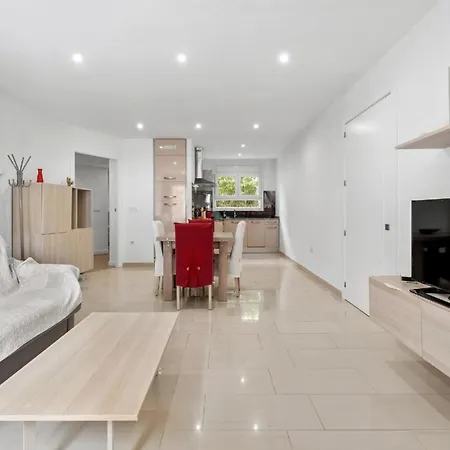 Fuer 4 Personen Ca 60 Qm In Empuriabrava, Costa Brava Golf De Roses * Empuriabrava